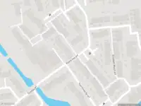 Ambulance met grote spoed naar de Griet Manshande erf in Capelle aan den IJssel