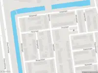 Ambulance met gepaste spoed naar de Iepenlaan in Schiedam