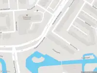 Ambulance met gepaste spoed naar de Schrijnwerker in Spijkenisse