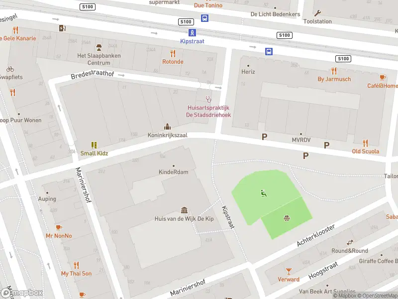 Ambulance met grote spoed naar de Kipstraat in Rotterdam