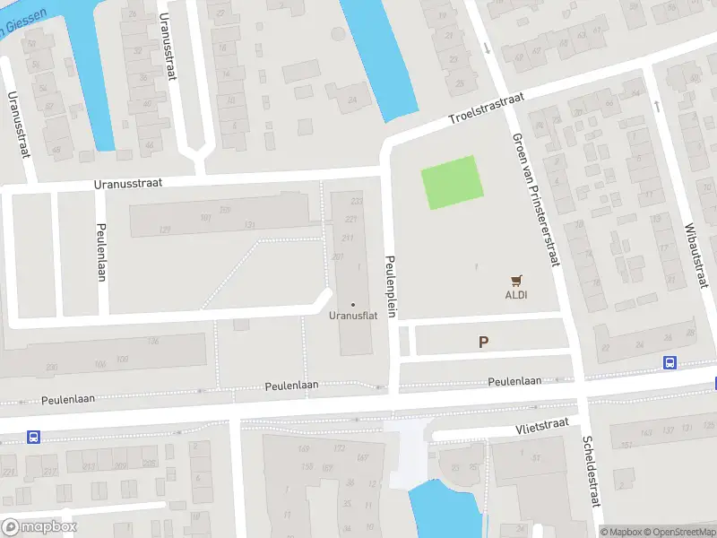 Ambulance met gepaste spoed naar de Uranusstraat in Hardinxveld-Giessendam