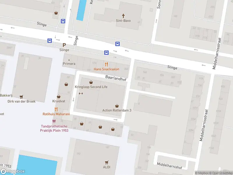 Ambulance met gepaste spoed naar de Baarlandhof in Rotterdam