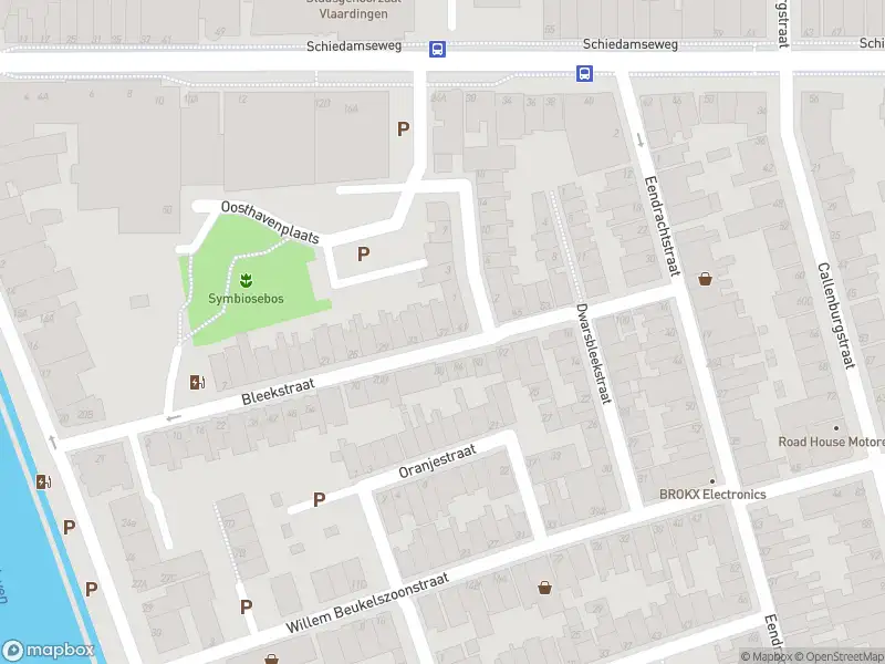 Ambulance met grote spoed naar de Bleekstraat in Vlaardingen