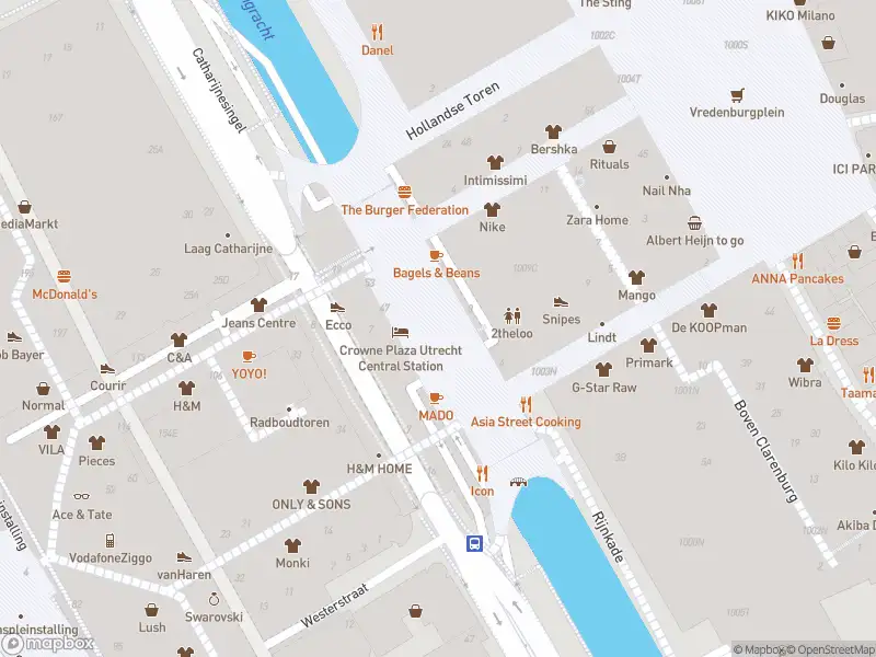 Brandweer met gepaste spoed naar de Catharijne Esplanade in Utrecht vanwege reanimatie