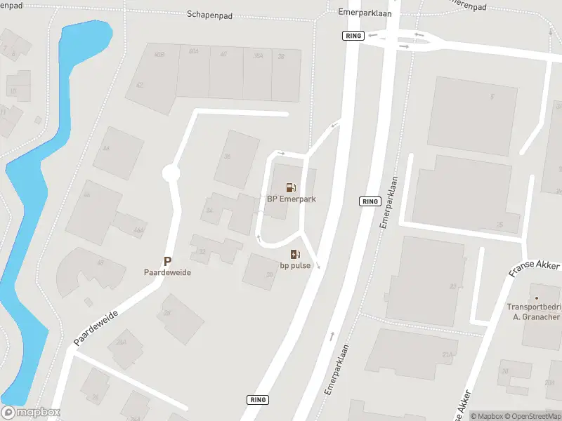 Politie met grote spoed naar de Emerparklaan in Breda vanwege letsel