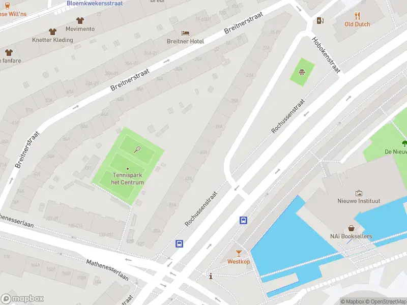 Ambulance met gepaste spoed naar de Rochussenstraat in Rotterdam