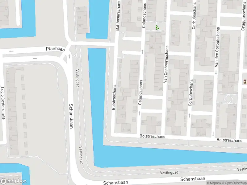 Ambulance met grote spoed naar de Bolstraschans in Zoetermeer