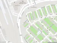 Ambulance met gepaste spoed naar de Belvedereweg in Amsterdam