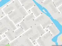 Ambulance met grote spoed naar de Duivenvoorde in Leidschendam