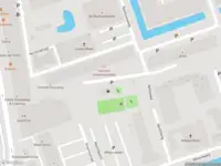 Ambulance met gepaste spoed naar de Röntgenweg in Delft