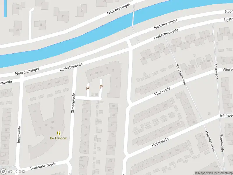 Ambulance met gepaste spoed naar de Eikenwede in Barendrecht