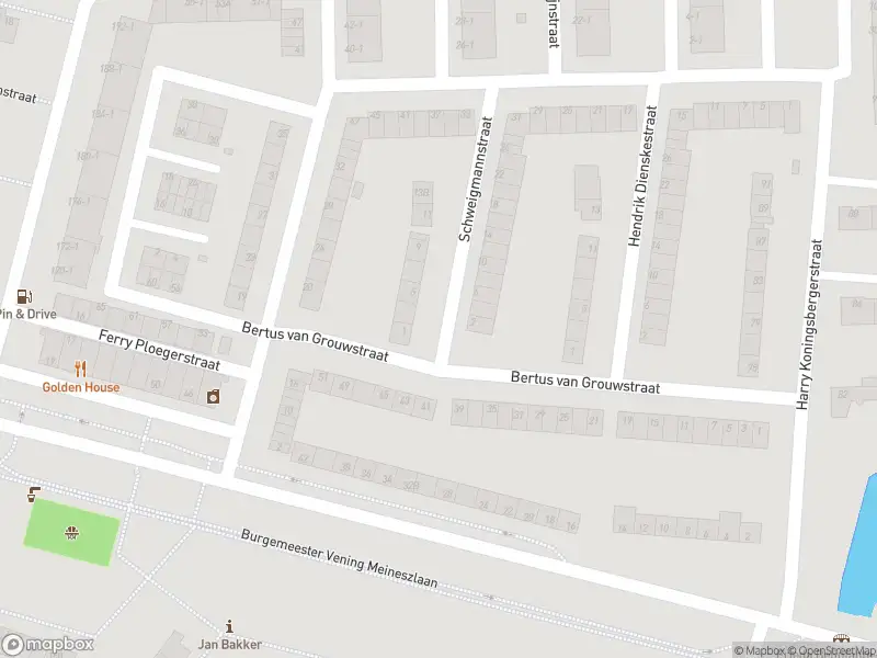 Ambulance met grote spoed naar de Schweigmannstraat in Amsterdam