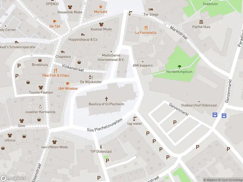 Politie naar de Deurningerstraat in Oldenzaal vanwege aanrijding met letsel