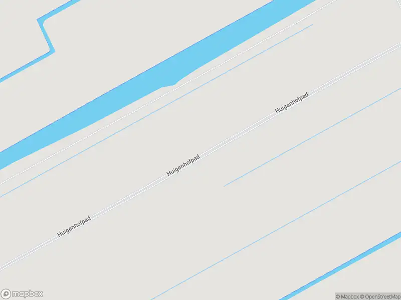 Ambulance met grote spoed naar de Kandelaarweg in Rotterdam