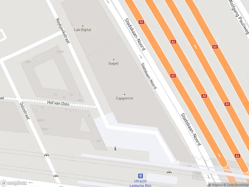 Politie naar de Reykjavikplein in Utrecht vanwege aanrijding met letsel