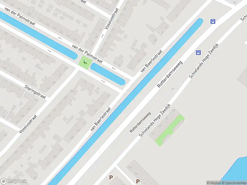 Ambulance met gepaste spoed naar de Schielands Hoge Zeedijk in Gouda