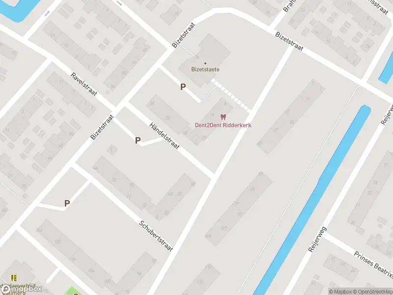 Ambulance met grote spoed naar de Reijerweg in Ridderkerk