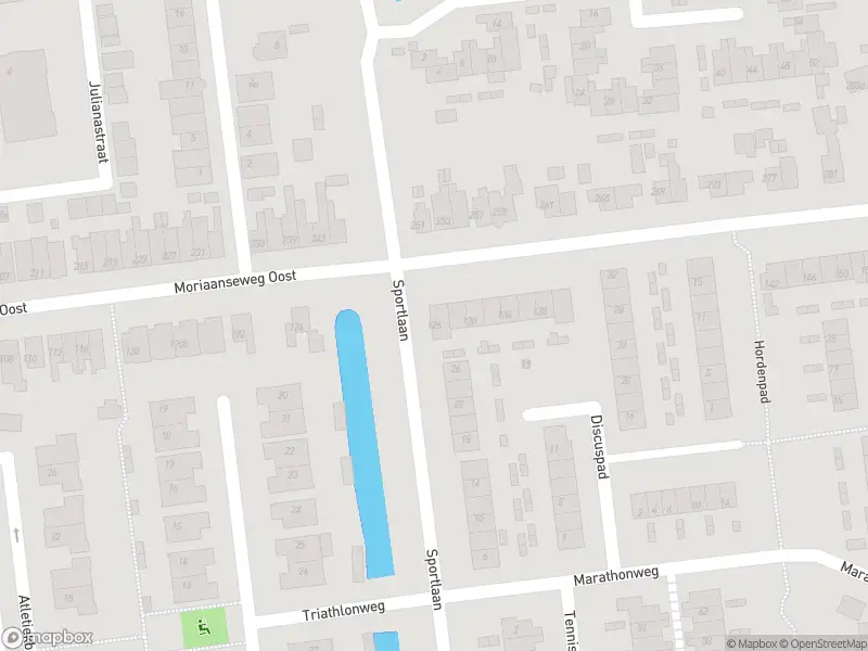 Ambulance met gepaste spoed naar de Moriaanseweg Oost in Hellevoetsluis