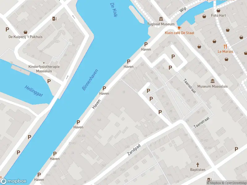 Ambulance met gepaste spoed naar de Zure Vischsteeg in Maassluis