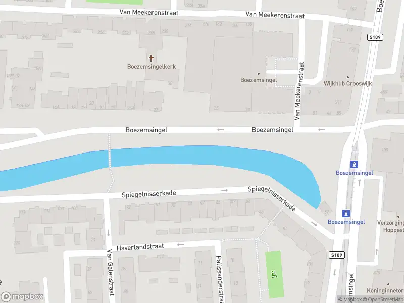 Ambulance met grote spoed naar de Boezemsingel in Rotterdam