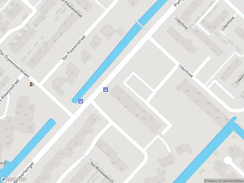 Ambulance met grote spoed naar de IJdenhove in Hendrik-Ido-Ambacht