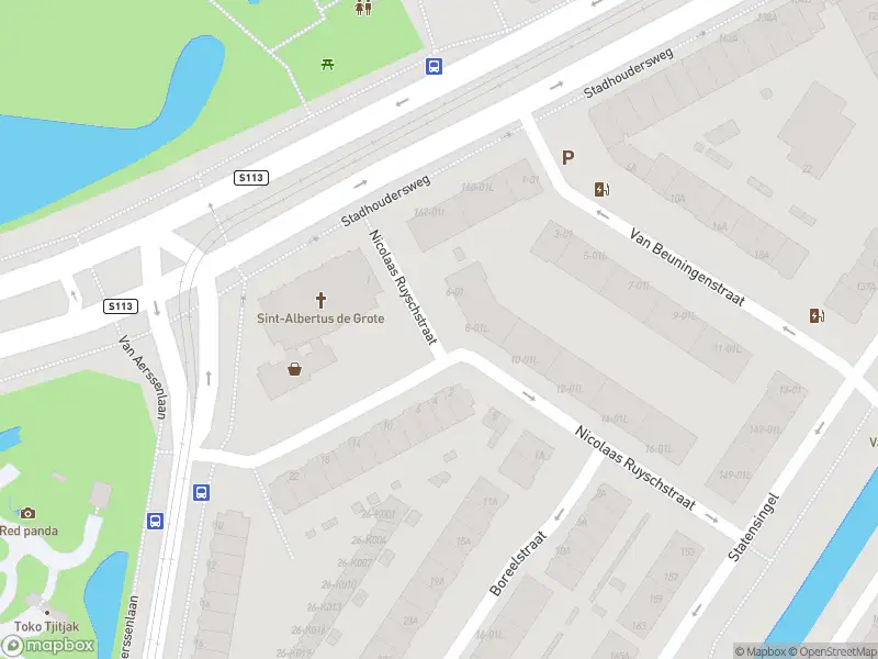 Ambulance met grote spoed naar de Nicolaas Ruyschstraat in Rotterdam