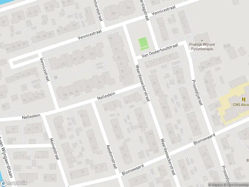 Ambulance met grote spoed naar de Papehof in Abcoude