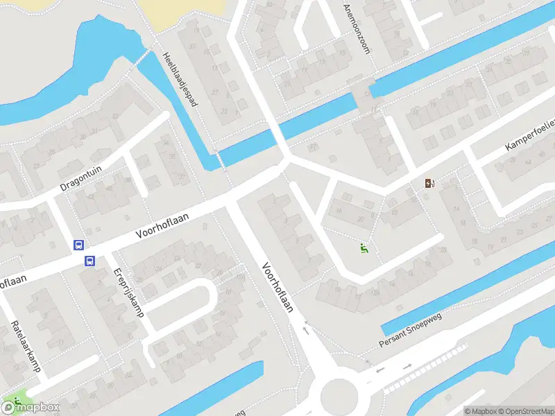 Ambulance met grote spoed naar de Dalkruidzoom in Leiderdorp