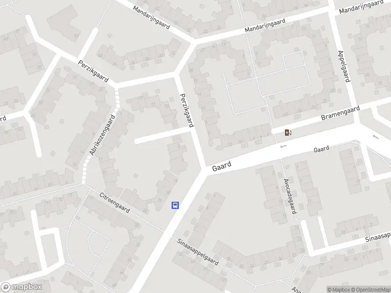 Ambulance met grote spoed naar de Perzikgaard in Spijkenisse