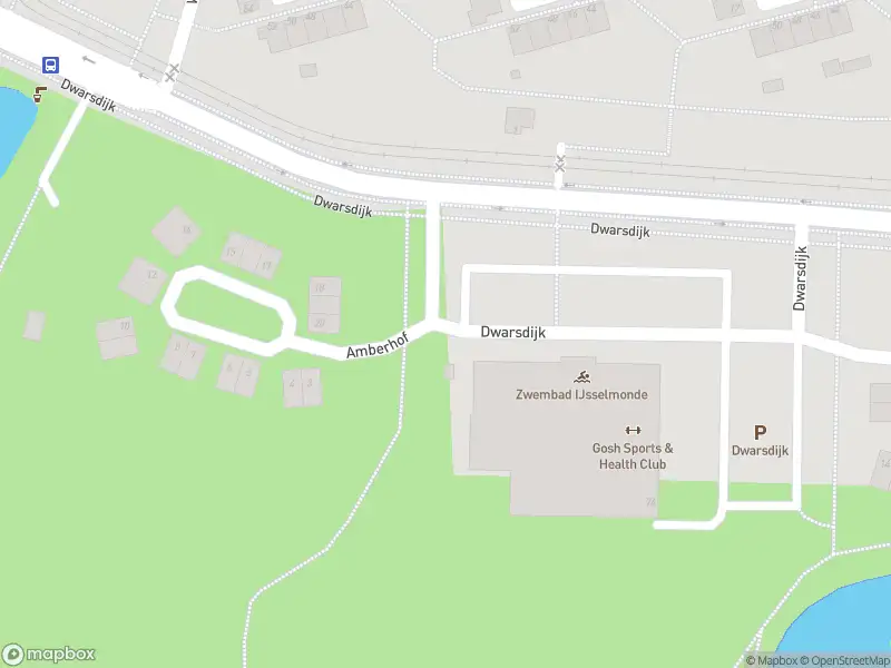 Ambulance met gepaste spoed naar de Dwarsdijk in Rotterdam