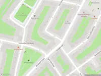 Ambulance met grote spoed naar de Hofmeyrstraat in Amsterdam