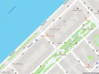 Ambulance met gepaste spoed naar de Cornelis Trompstraat in Rotterdam