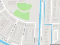 Brandweer met gepaste spoed naar de Maaswijkweg in Spijkenisse vanwege een liftopsluiting