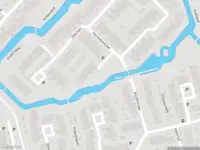 Ambulance met gepaste spoed naar de Houtduifstraat in Delft