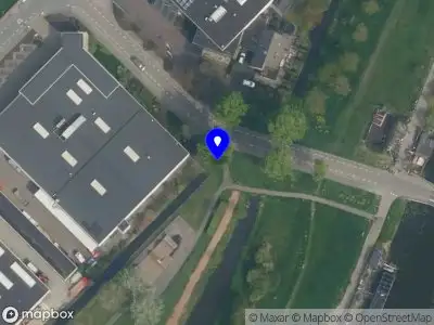 Ambulance met grote spoed naar de Ambachtweg in Moordrecht