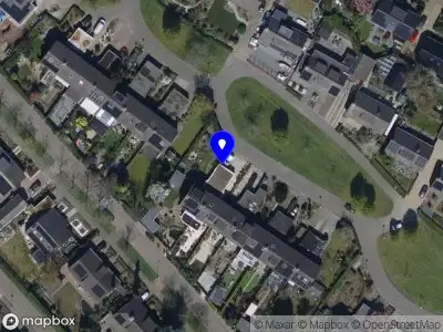 Brandweer met grote spoed naar de Arnoutlaan in Hoeven vanwege middelgrote brand