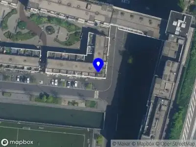 Ambulance met grote spoed naar de Fanny Blankers-Koenlaan in Amsterdam