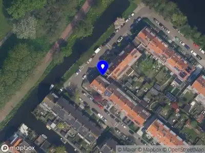 Ambulance met gepaste spoed naar de Van den Hoonaardsingel in Rotterdam