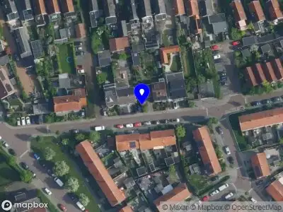 Brandweer met gepaste spoed naar de Simon de Vliegerlaan in Weesp vanwege waarnemen gaslucht