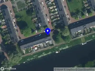 Ambulance met gepaste spoed naar de Joannes de Swaefhof in Amsterdam