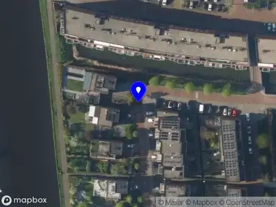 Ambulance met grote spoed naar de Cassiopeiadreef in Alphen aan den Rijn