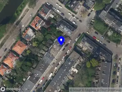 Ambulance met grote spoed naar de Zegenstraat in Rotterdam