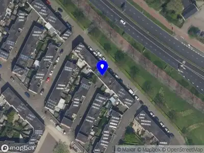 Ambulance met grote spoed naar de Sloeppad in Rotterdam
