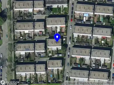 Ambulance met grote spoed naar de Koekamp in Rotterdam