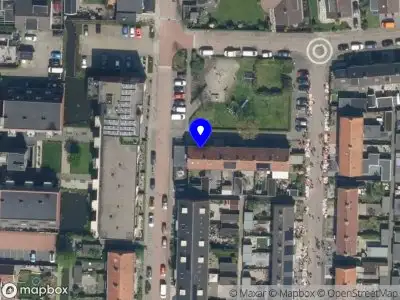 Ambulance met gepaste spoed naar de Anemoonstraat in Bergambacht