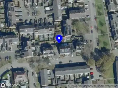 Brandweer en politie met grote spoed naar de Aldrinstraat in Loon op Zand vanwege waarnemen gaslucht