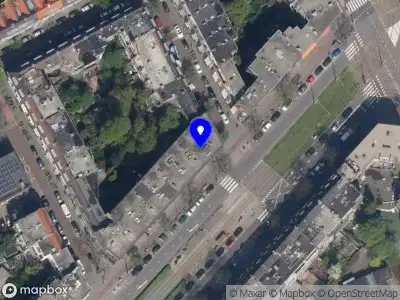 Ambulance met gepaste spoed naar de Bergselaan in Rotterdam