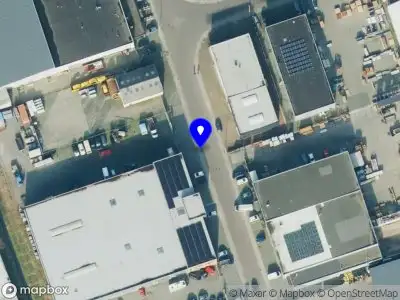 Brandweer met gepaste spoed naar de Nijverheidsweg in Vriezenveen