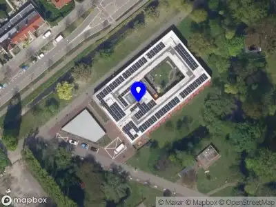 Ambulance met grote spoed naar de Wielewaallaan in Oegstgeest