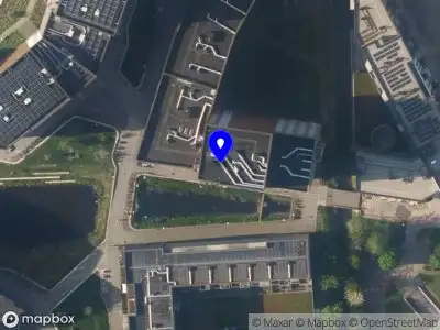 Ambulance met gepaste spoed naar de Deltaweg in Leiden